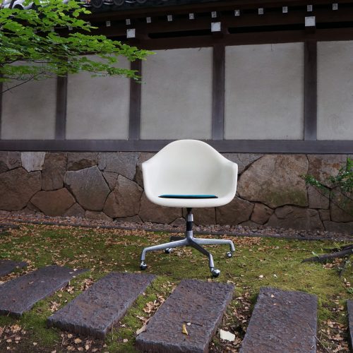 EAMES / ALUMINUM BASE ARM SHELL CHAIR/イームズ アルミニウム ベース アーム シェルチェア