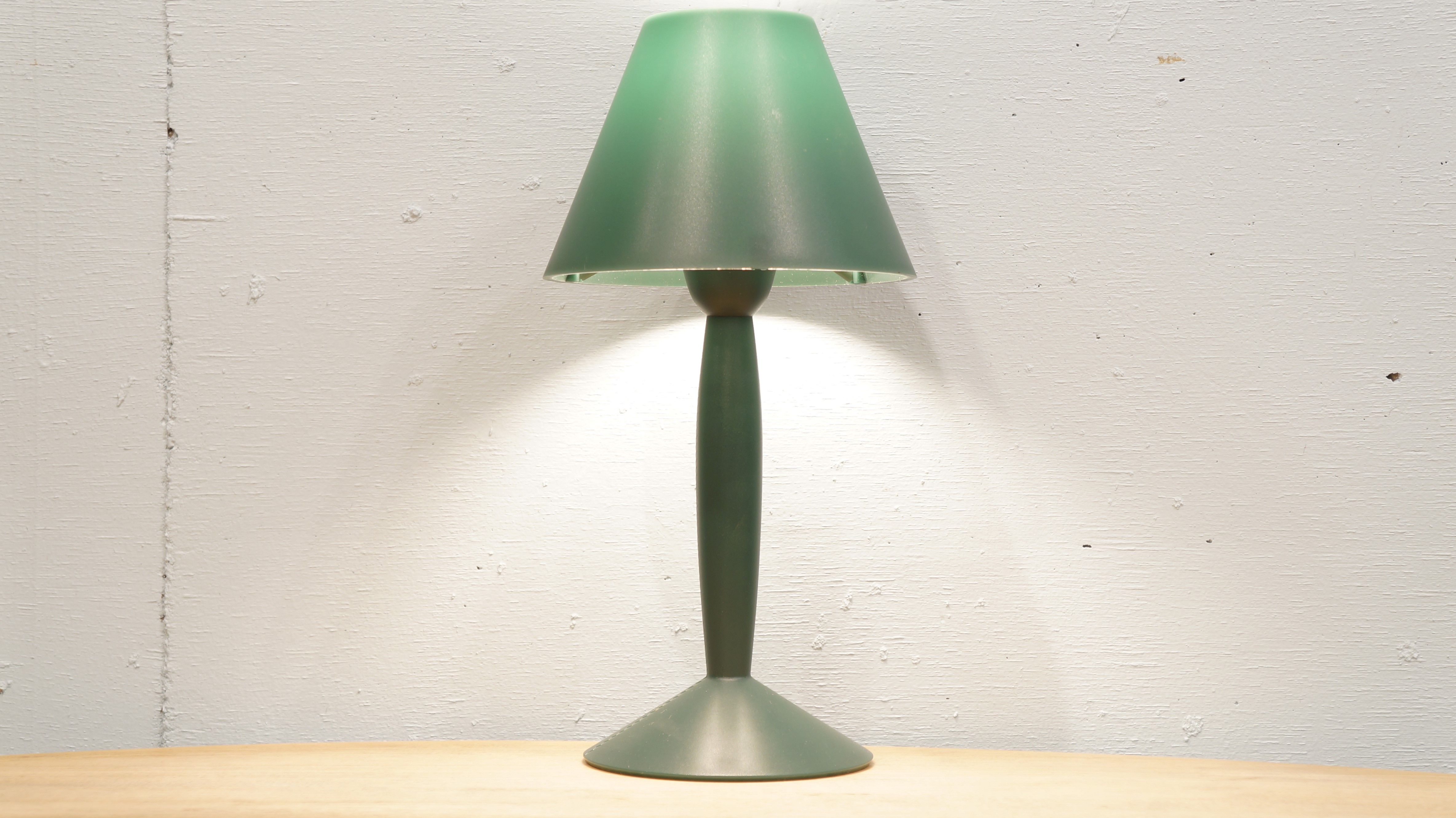 FLOS,table lamp,miss sissi,Philippe Starck,フロス,テーブルランプ,ミス・シッシー,フィリップ・スタルク