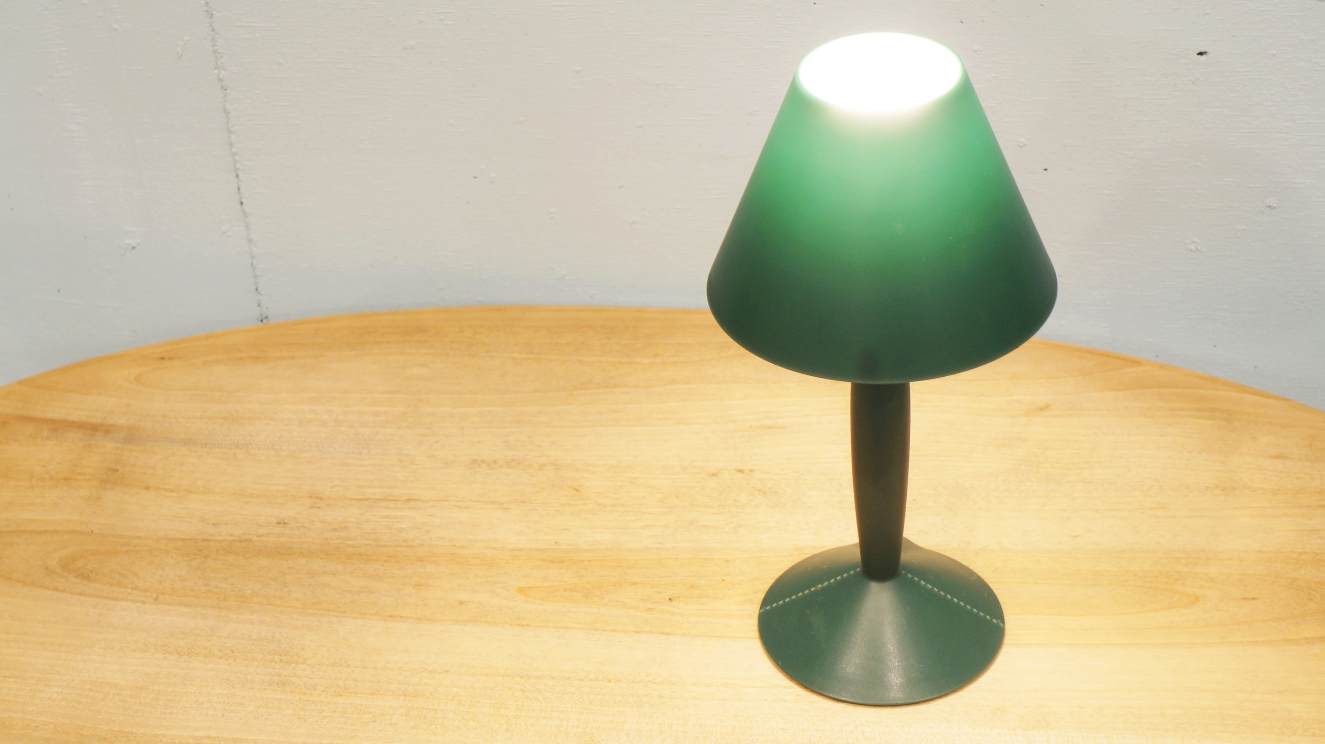 FLOS,table lamp,miss sissi,Philippe Starck,フロス,テーブルランプ,ミス・シッシー,フィリップ・スタルク