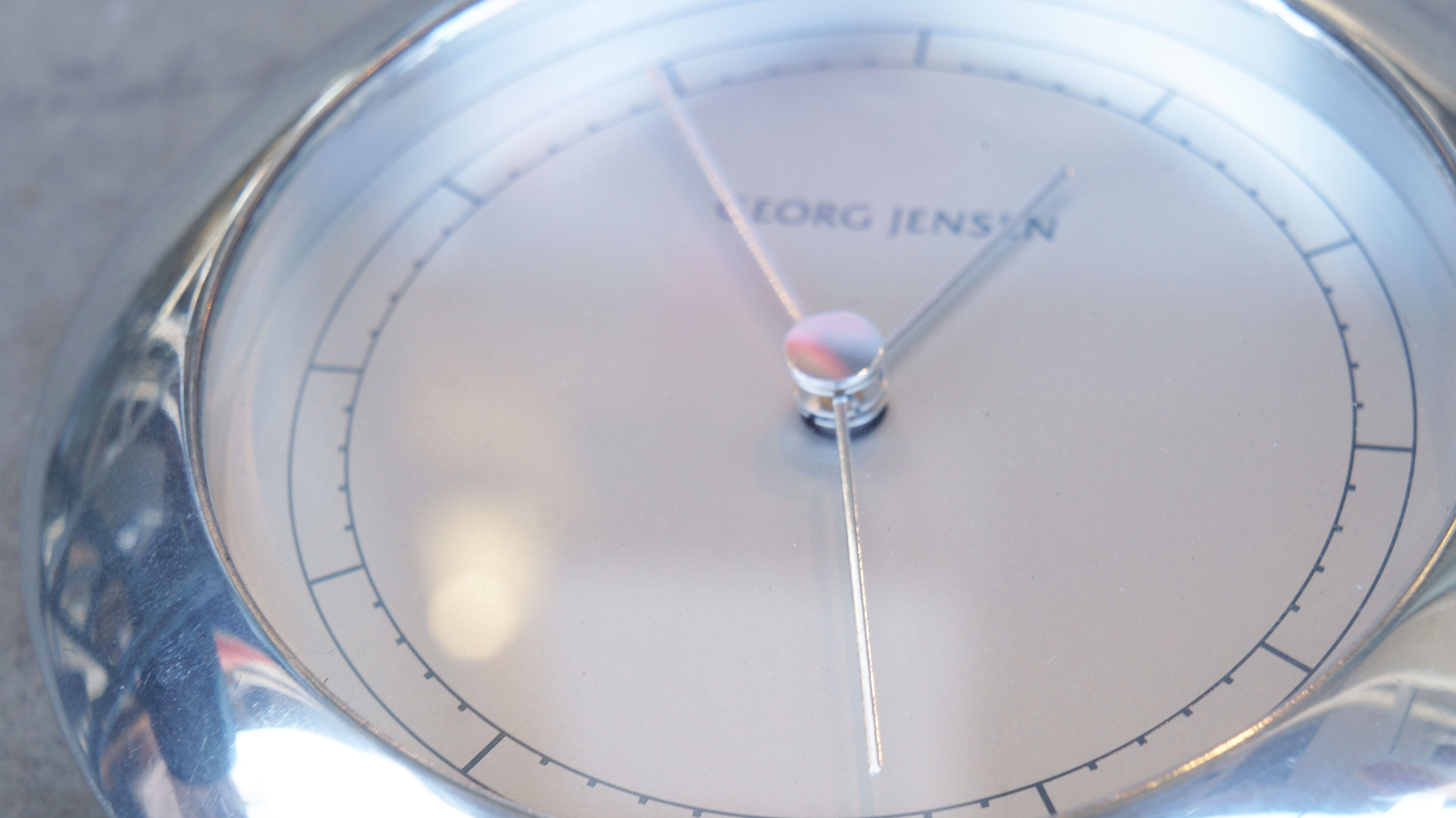 GEORG JENSEN VENUS CLOCK desgin by ANDREAS MIKKELSEN / ジョージジェンセン 置時計 アンドレアミケルセン