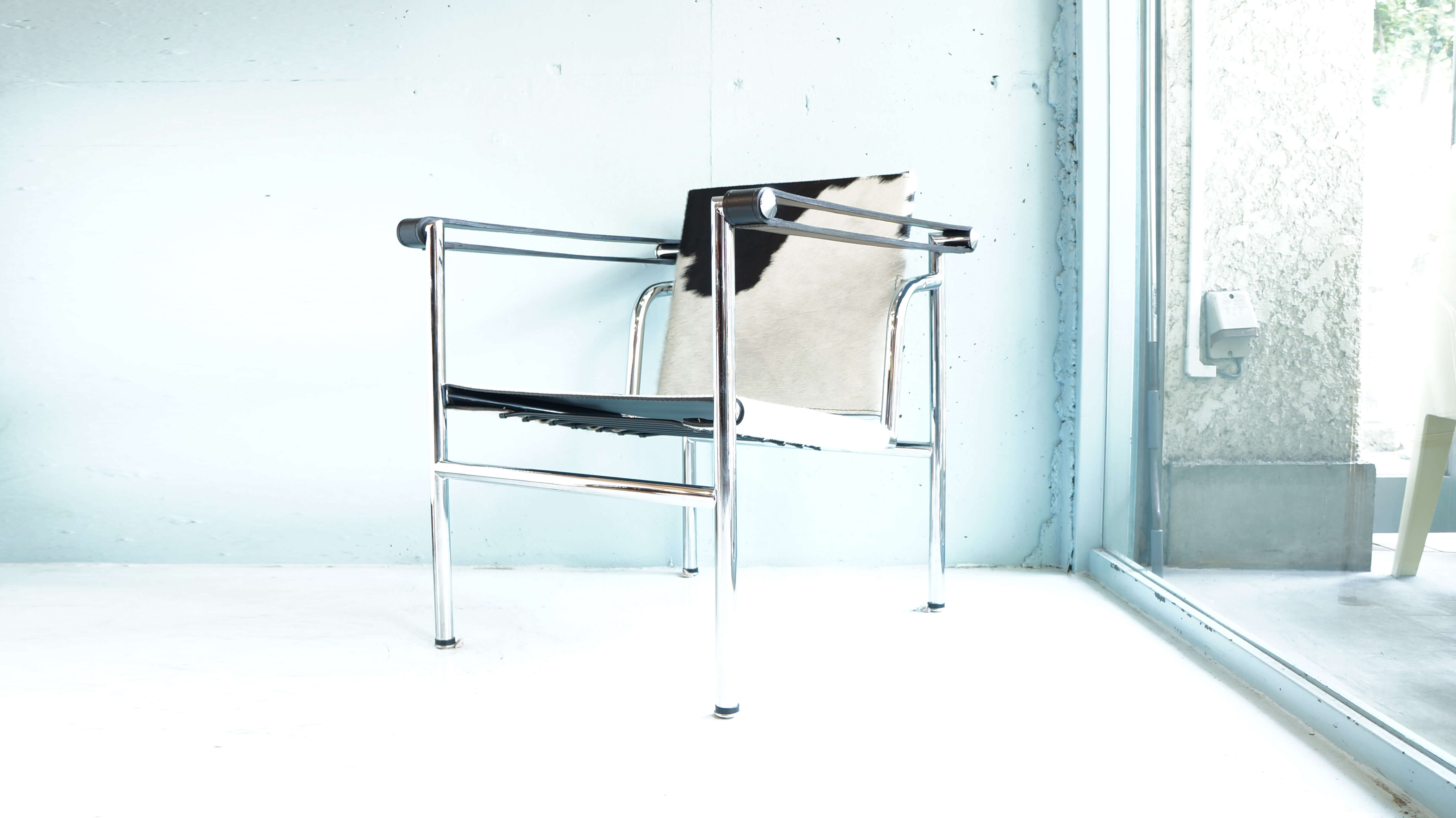 C1 Sling chair design by Le Corbusier / スリングチェア バスキュランチェア デザイナーズ