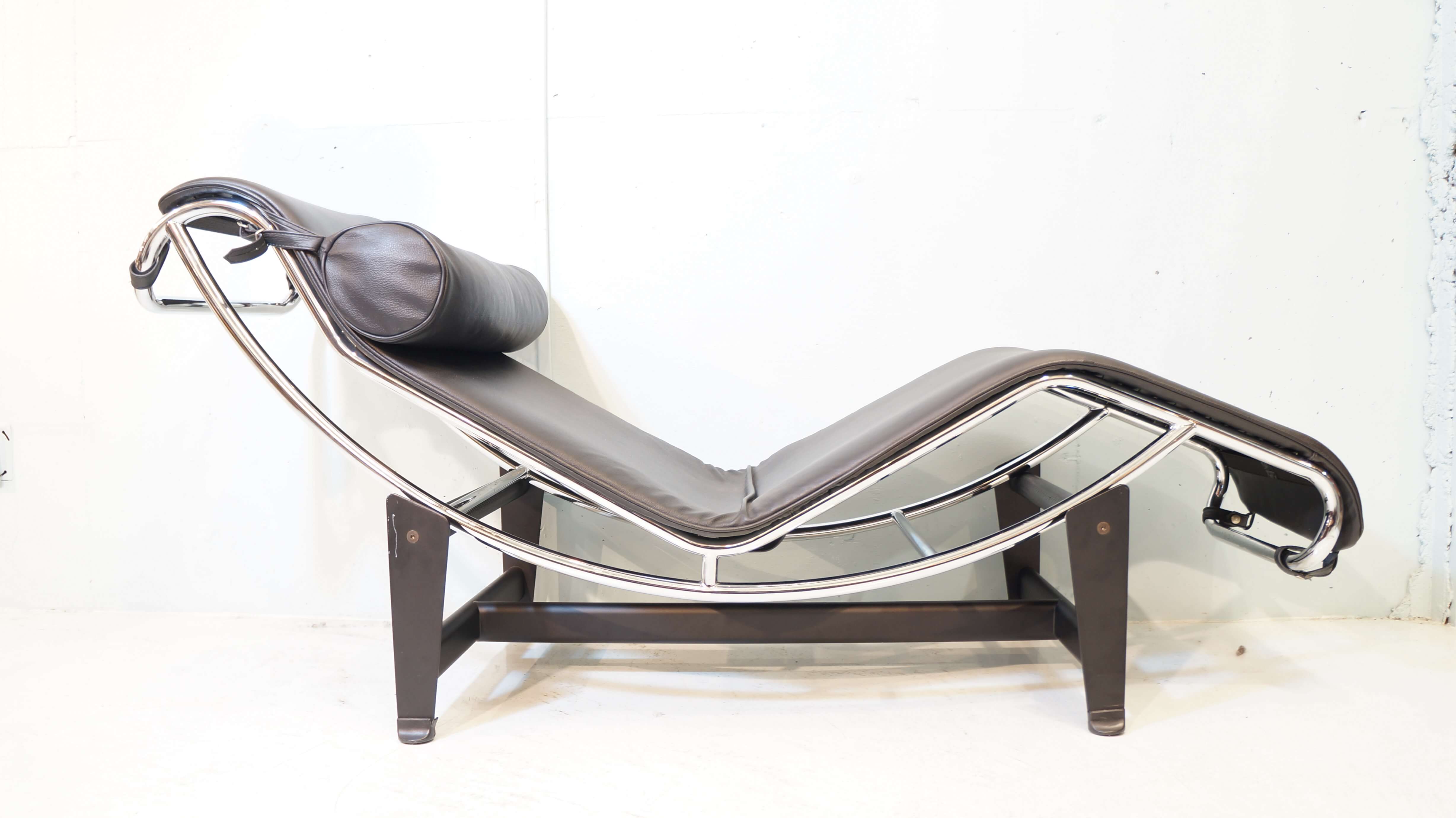 LC4 Chaise Lounge Chair Le Corbusier / シェーズロング チェア ル 
