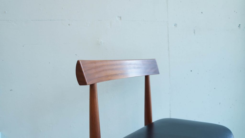 FremRojle Hans Olsen design dining chair made in Denmark