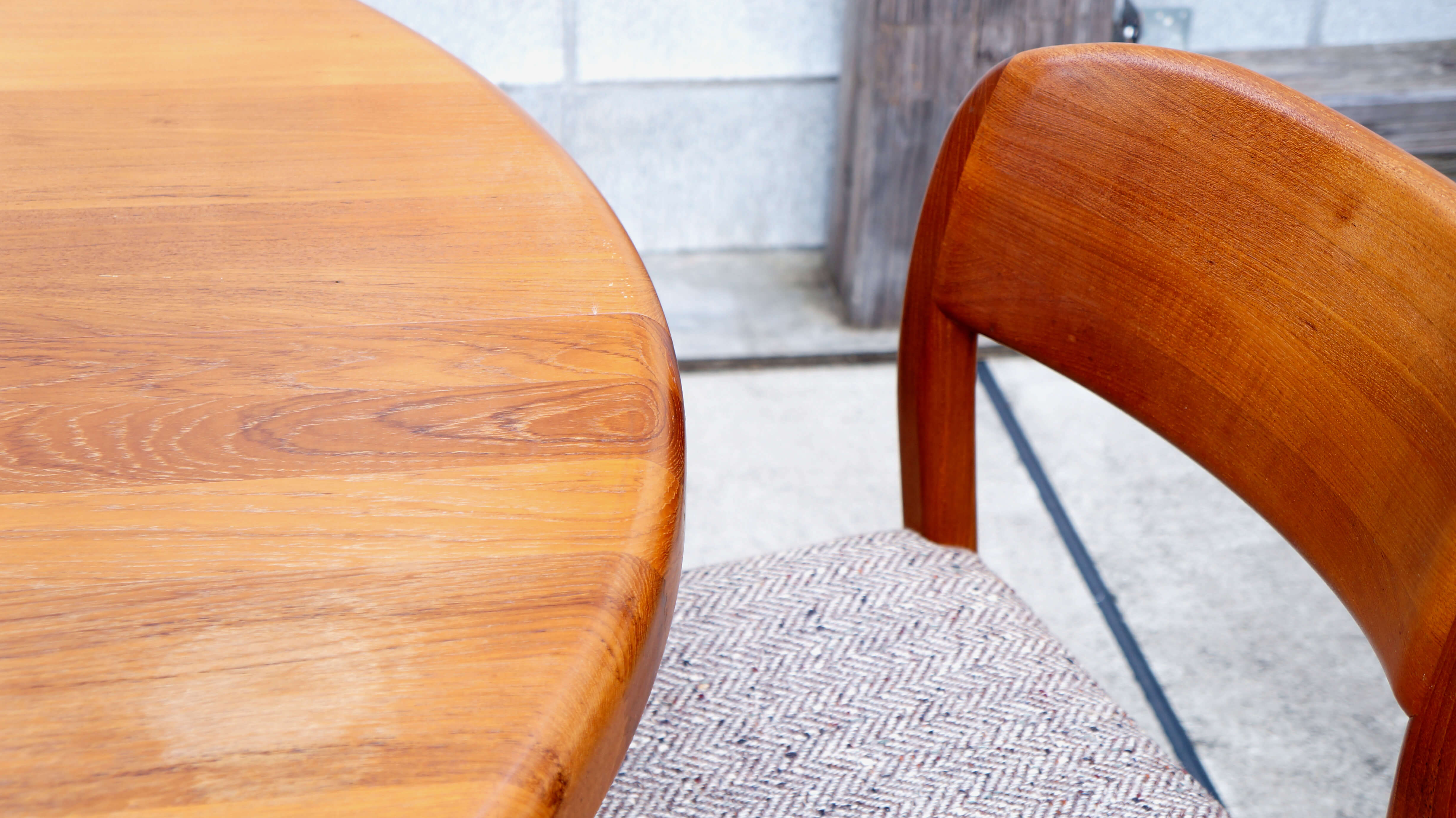 dylund Teak Wood Dining Table made in Denmark / デューロン社製 ダイニングテーブル チーク材 デンマーク製