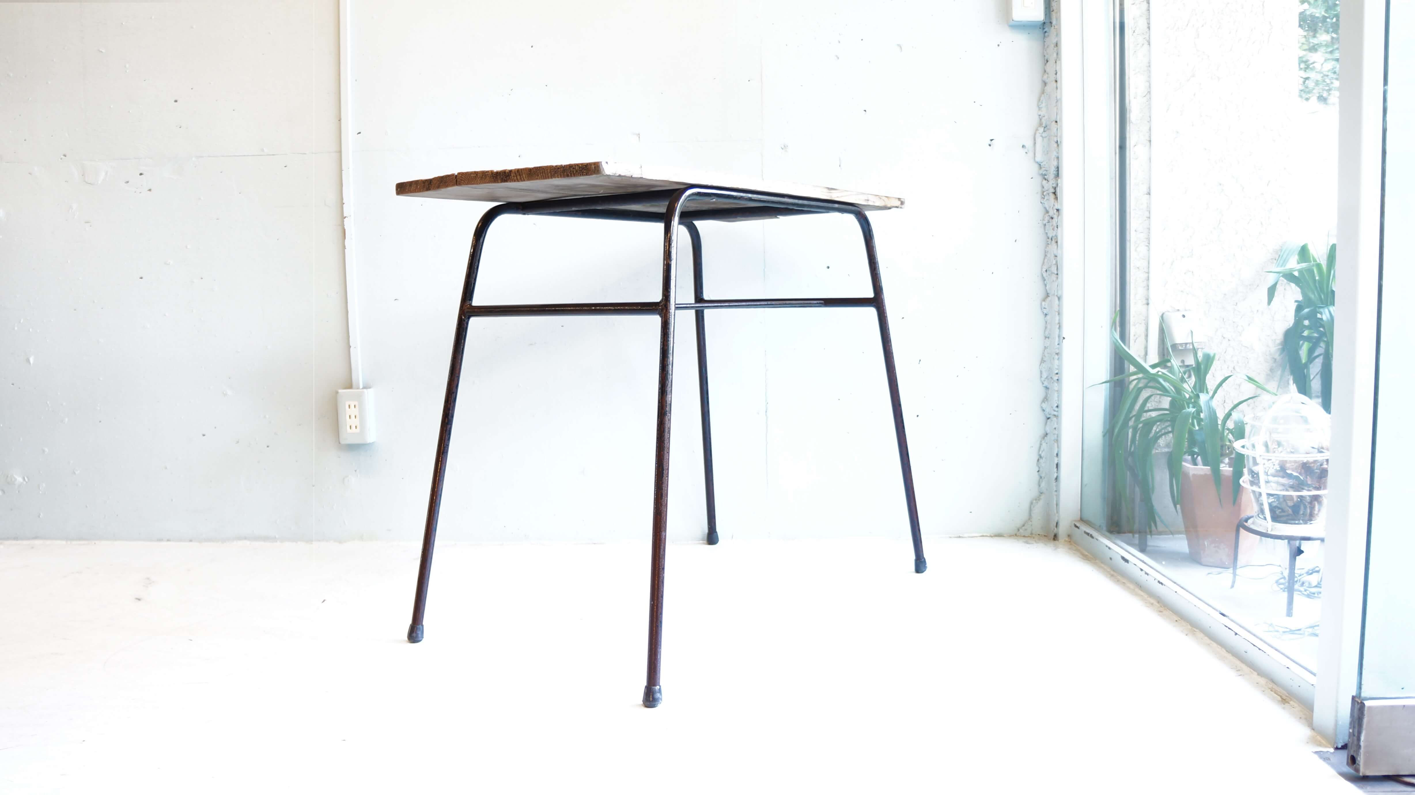 Old Materials Remike Table Iron legs / 古材 リメイク テーブル 鉄脚
