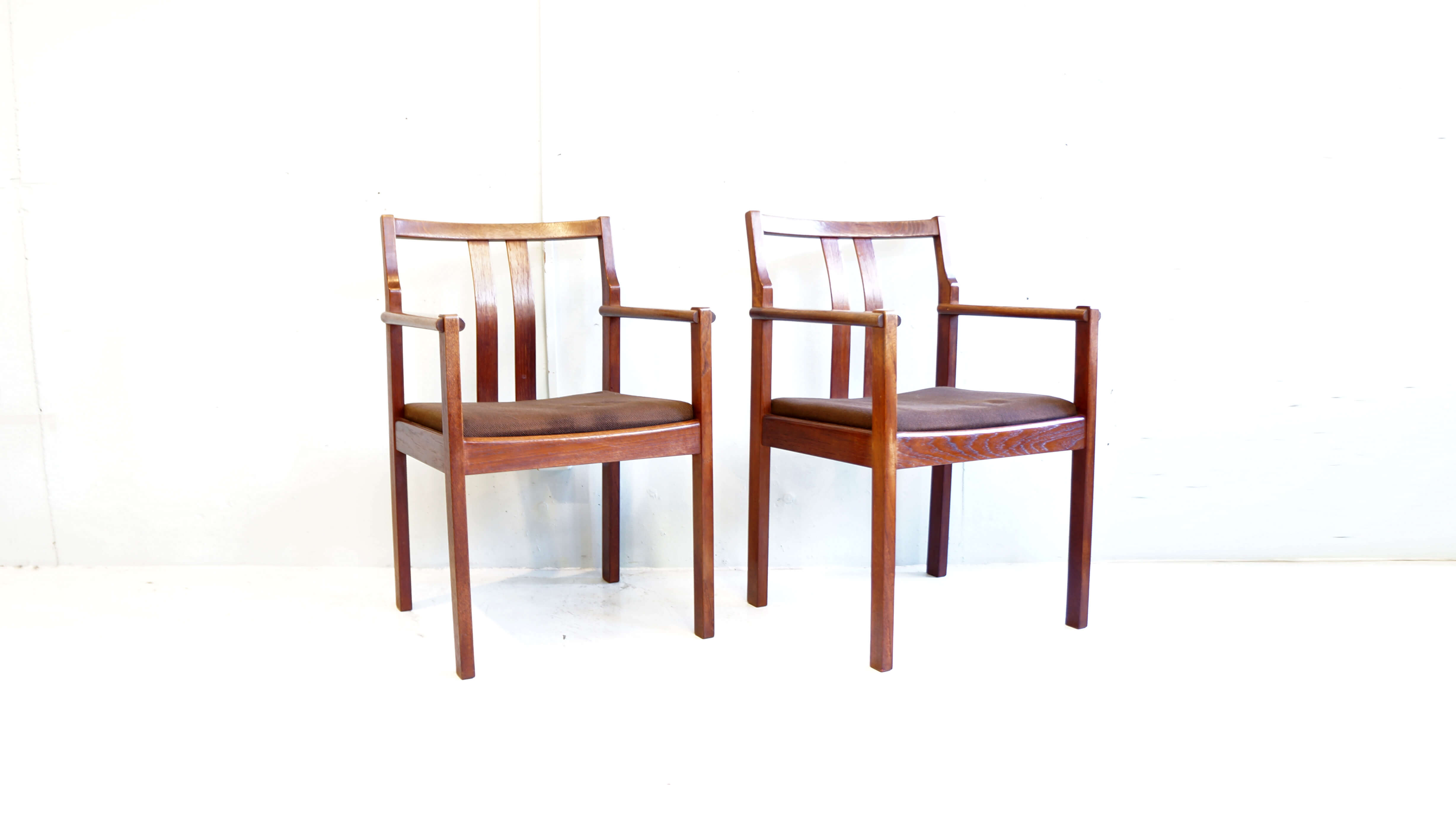 Japan Vintage Teak Wood Arm Chair / ジャパン ビンテージ アーム チェア チーク材