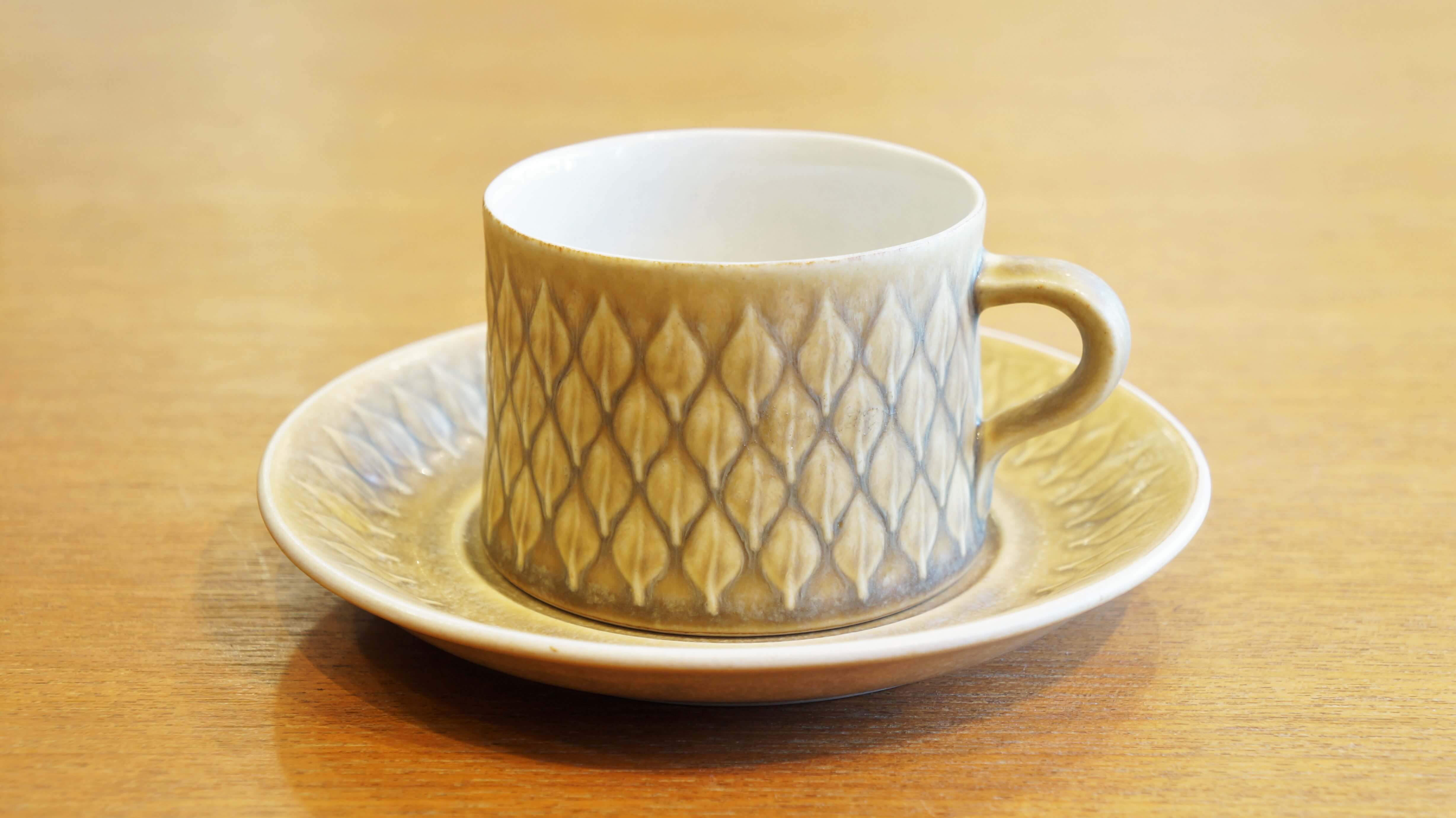 Kronjyden "relief" teacup＆saucer/クロニーデン "レリーフ" ティーカップ＆ソーサー