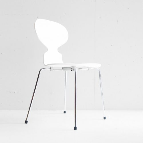 FRITZ HANSEN ANT CHAIR WHITE COLOR DESIGN BY Arne Emil Jacobsen / フリッツハンセン アント(アリンコ)チェア ホワイト アルネ ヤコブセン デザイン