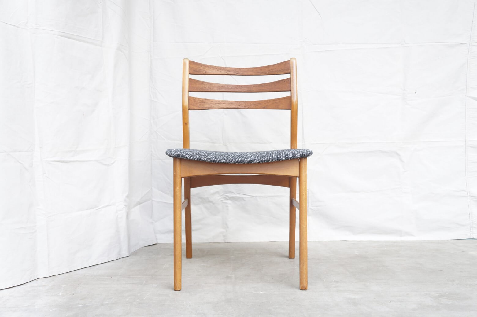 Faldsled & Mobelfabrik Dining Chair Made in Denmark REUPHOLSTERED / デンマーク製 ダイニングチェア 張替え済み
