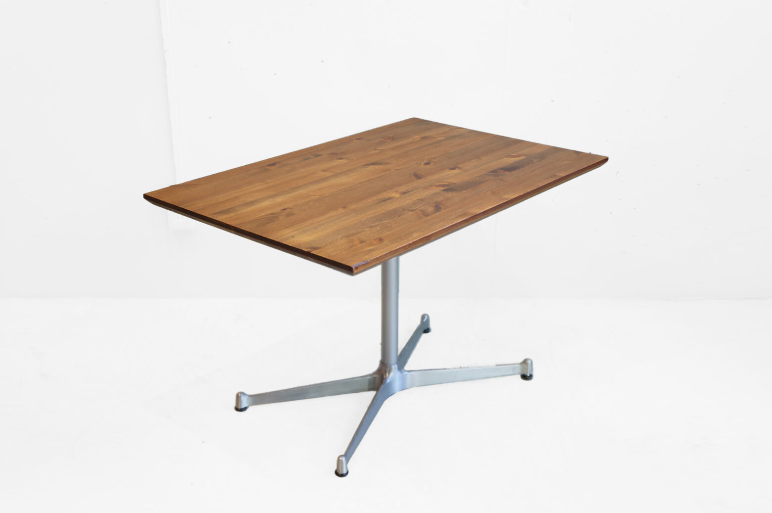Iron Leg × Wood Cafe Table/鉄脚 × 木 カフェテーブル | FURUICHI/古一