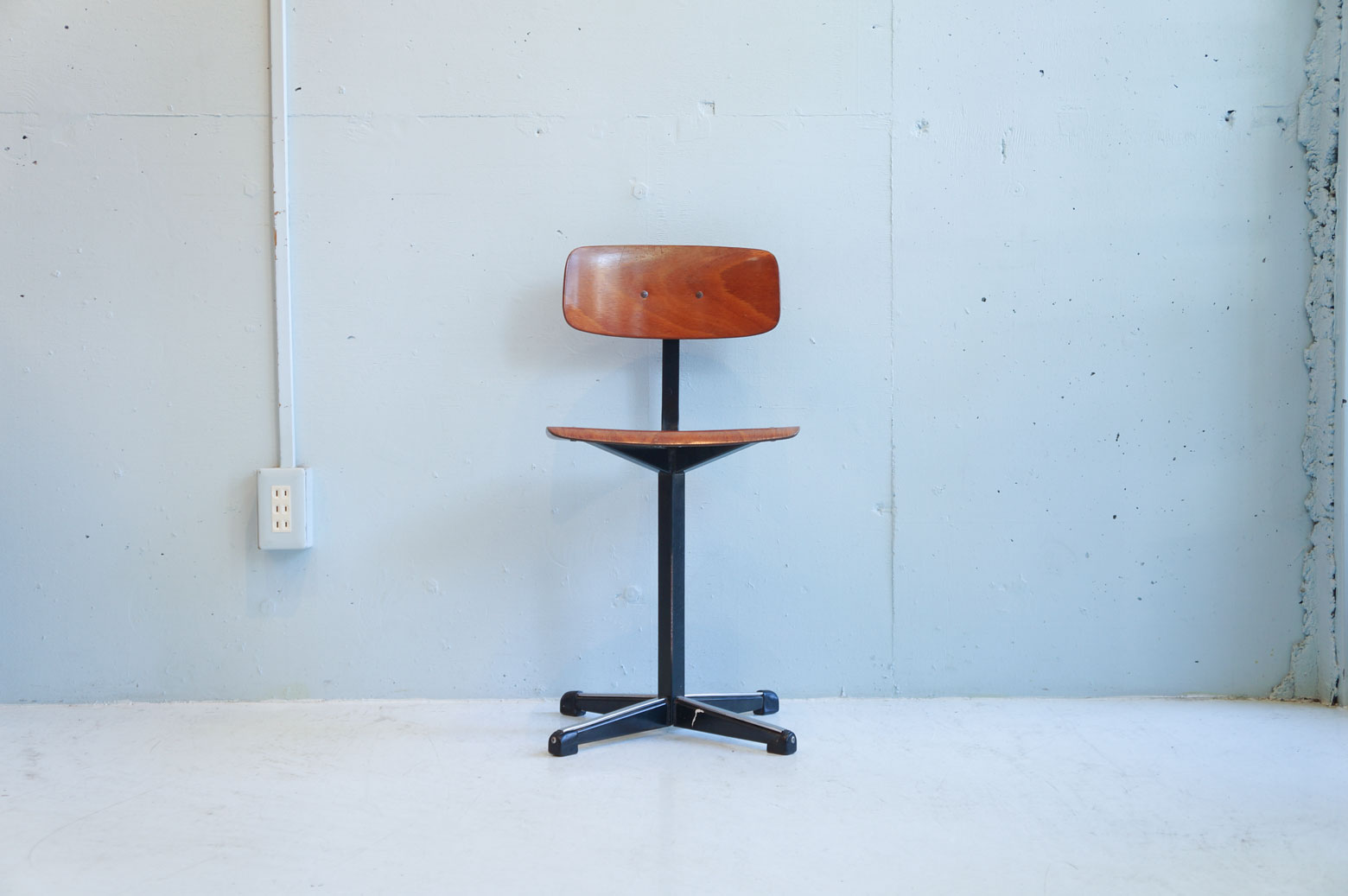 UK Vintage Kids Chair Industrial design/イギリス ヴィンテージ キッズ チェア インダストリアル デザイン 2