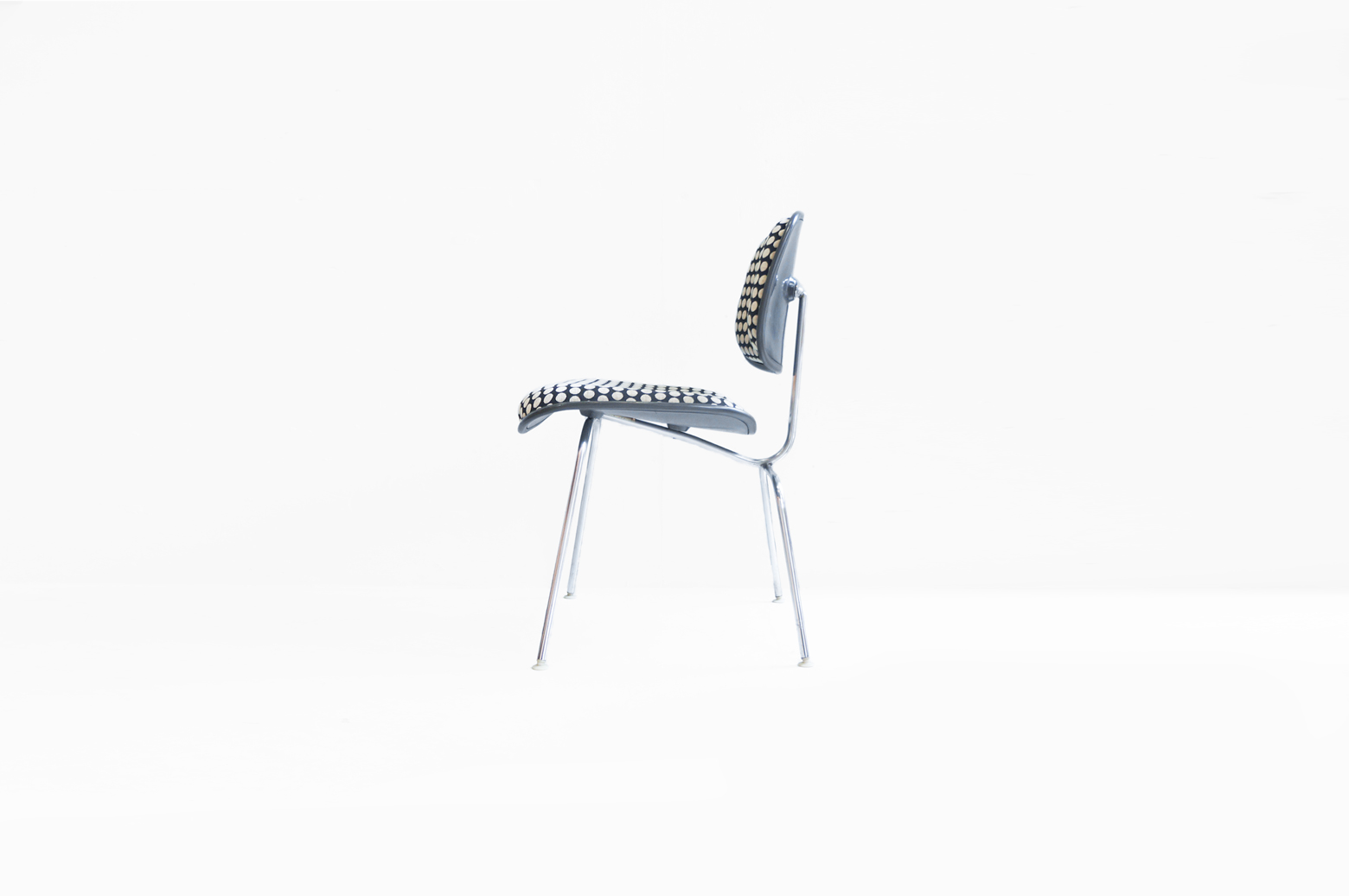 Herman Miller Vintage 2piece Plastic Chair designed by Charles & Ray Eames/ハーマンミラー ヴィンテージ 2ピースプラスチックチェア イームズデザイン