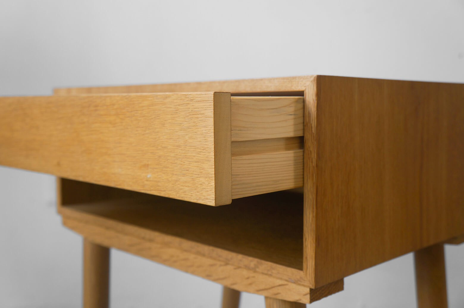 Scandinavian Vintage Bedside Chest/北欧ヴィンテージ ベッドサイド チェスト