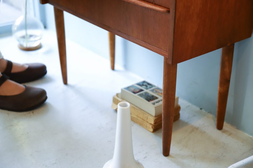 デンマーク ヴィンテージ チーク材 サイドチェスト 北欧家具/Danish