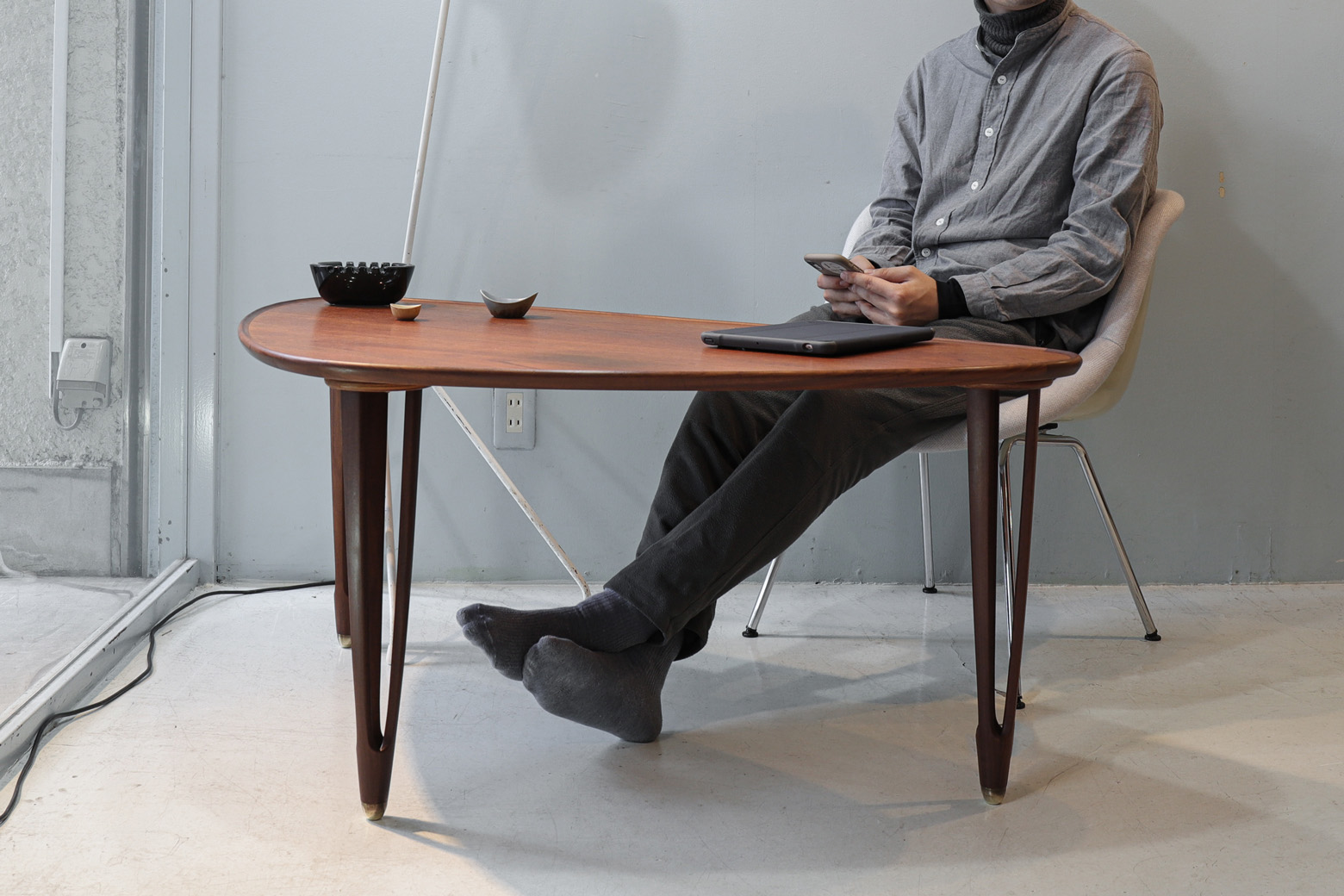 B.C.Møbler Tripod Coffee Table/デンマーク ヴィンテージ コーヒーテーブル 北欧家具 チーク材