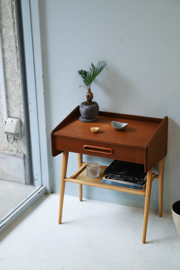 スウェーデン ヴィンテージ サイドテーブル チェスト チーク材 ビーチ材 北欧家具/Swedish Vintage Side Table |  FURUICHI/古一