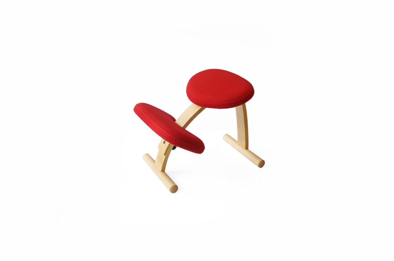 リボ バランスチェア イージー レッド ノルウェー デザイン 椅子 北欧家具/Rybo Balance Easy Chair Norway |  FURUICHI/古一