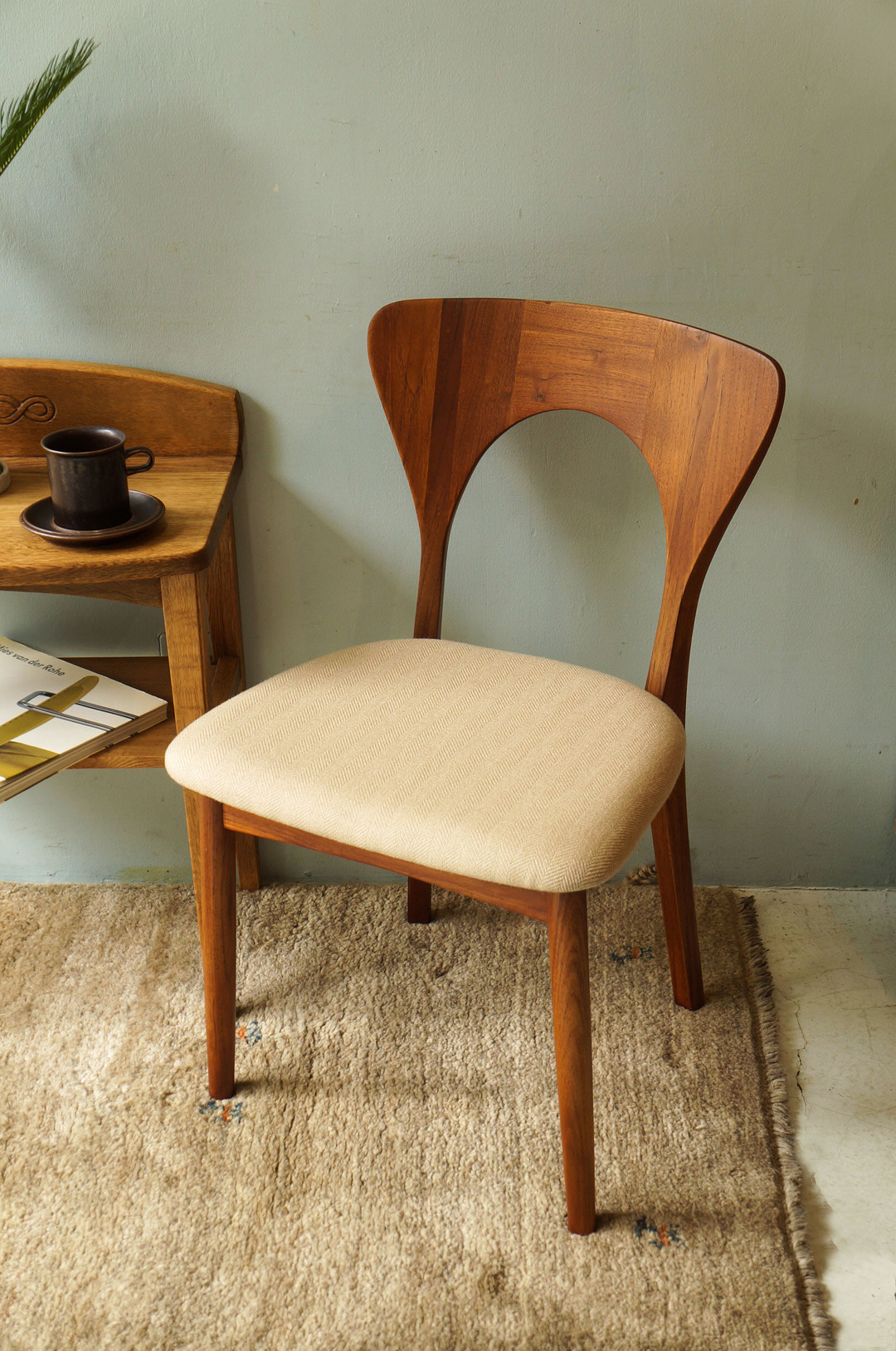 Danish Vintage Dining Chair Peter by Niels Koefoed for KOEFOEDS HORNSLET/デンマーク ヴィンテージ ダイニングチェア ピーター ニールス・コフォード 椅子 北欧家具 チーク材 ベージュ