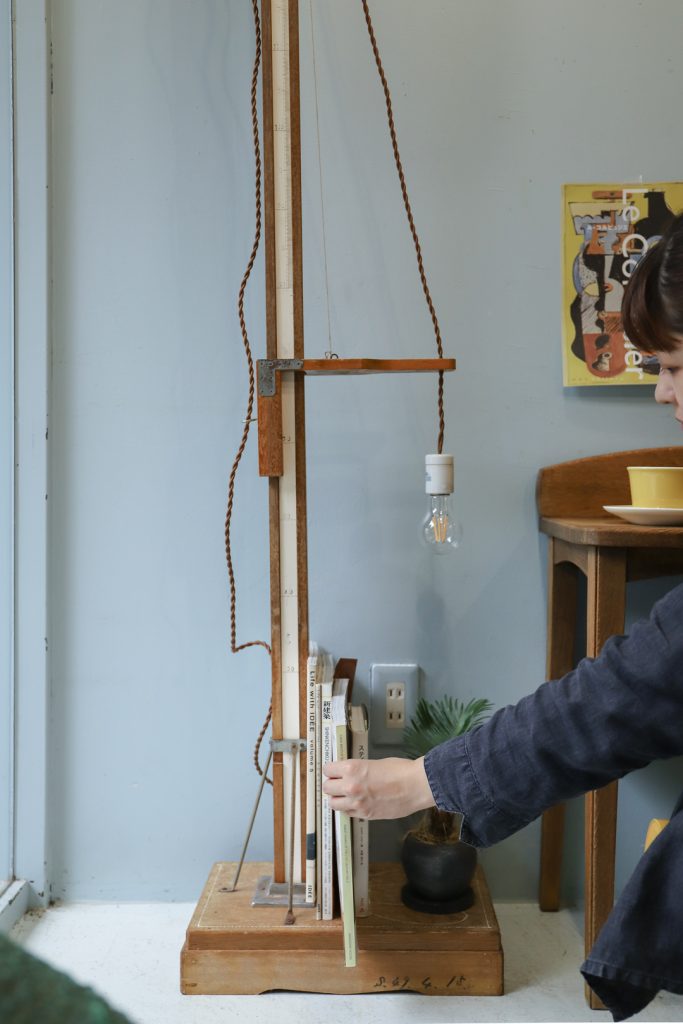 ヴィンテージ 身長計 リメイクランプ 照明 古賀秀幸 インテリア 古道具
