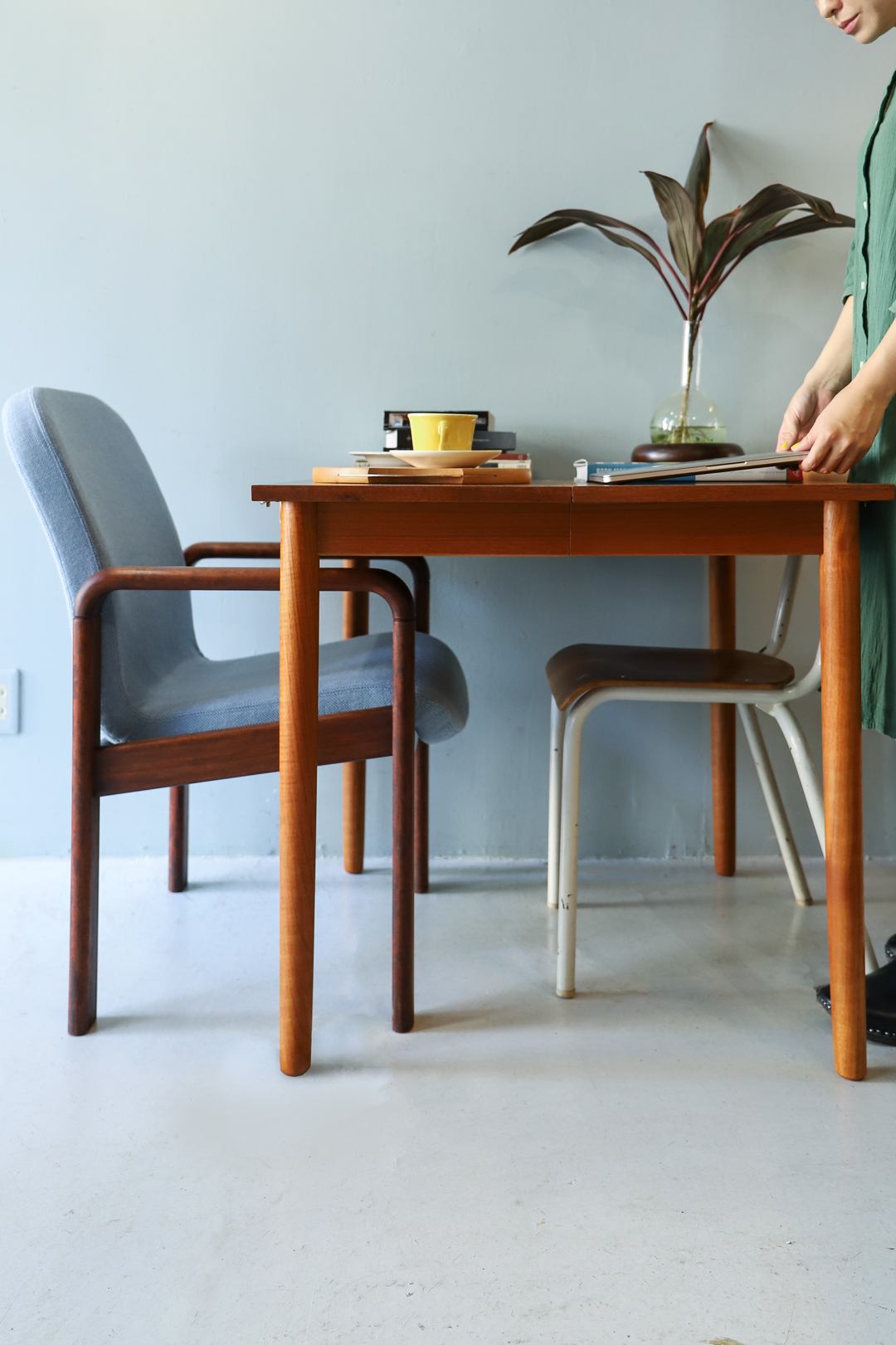 Danish Vintage Extension Dining Table/デンマーク ヴィンテージ エクステンション ダイニングテーブル チーク材 北欧モダン