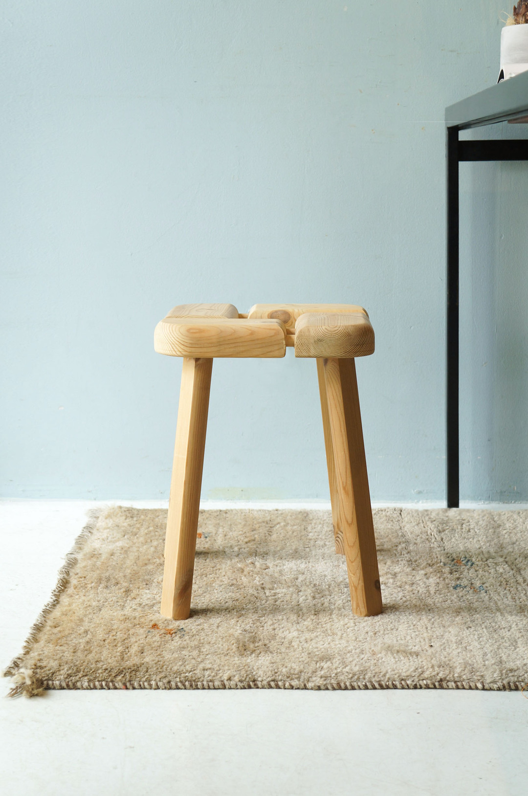 Finnish Vintage Pinewood Stool/フィンランド ヴィンテージ スツール 椅子 パイン材 北欧家具 1