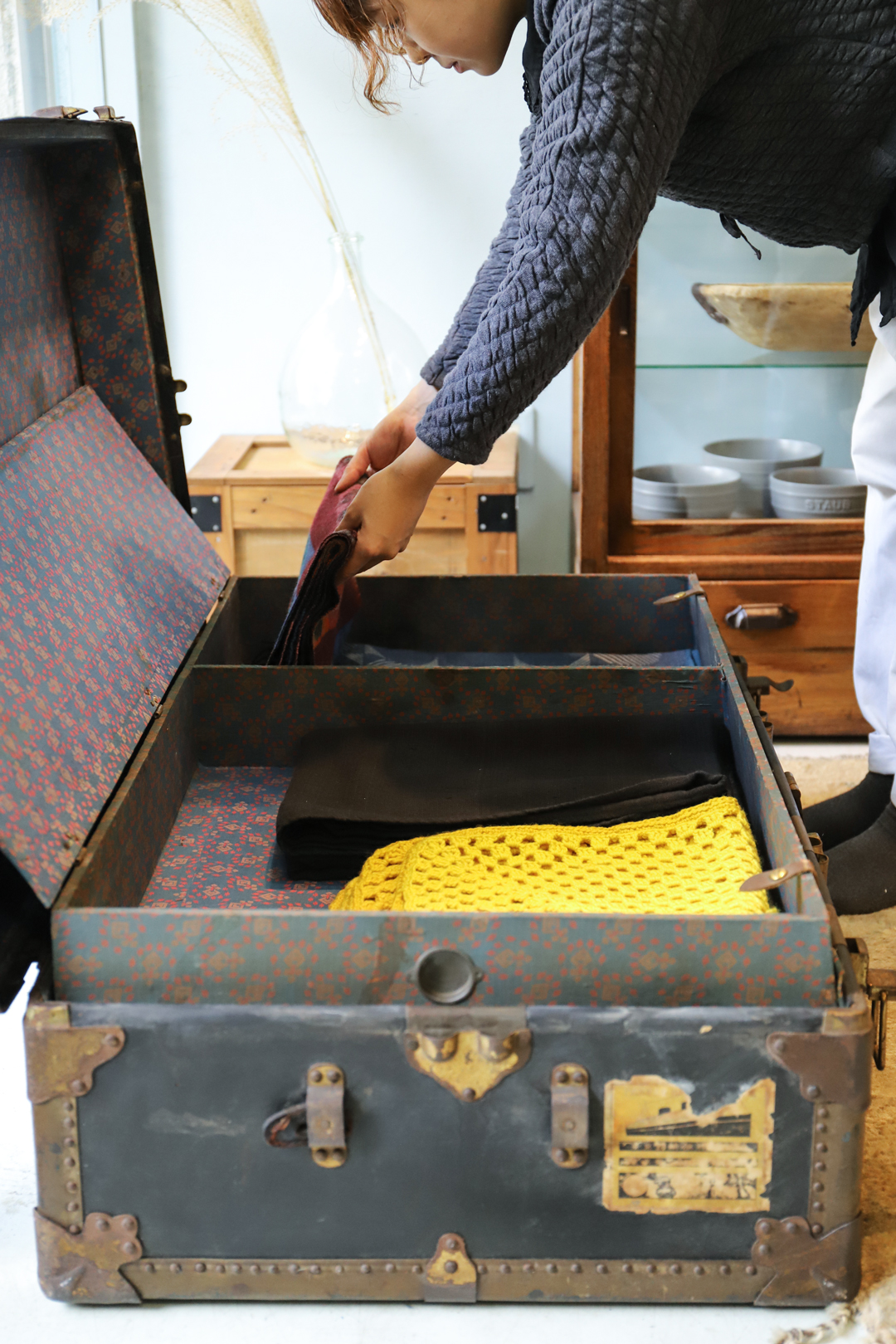 US Antique Steamer Trunk/アメリカ アンティーク スチーマートランク スーツケース ディスプレイ チェスト ボックス 収納