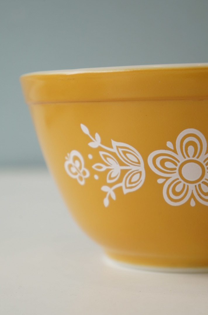 Old PYREX Mixing Bowl Butterfly Gold Ssize/オールドパイレックス ミキシングボウル アメリカヴィンテージ 食器 レトロ バタフライゴールド